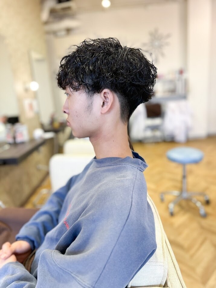 アッシュブラック/波巻きパーマ/ツイストスパイラル