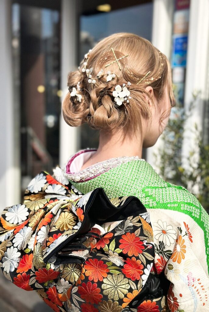 シンプルシニヨン/カチモリヘア